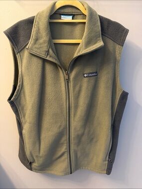 Columbia Mens Olive Green Fleece Vest
